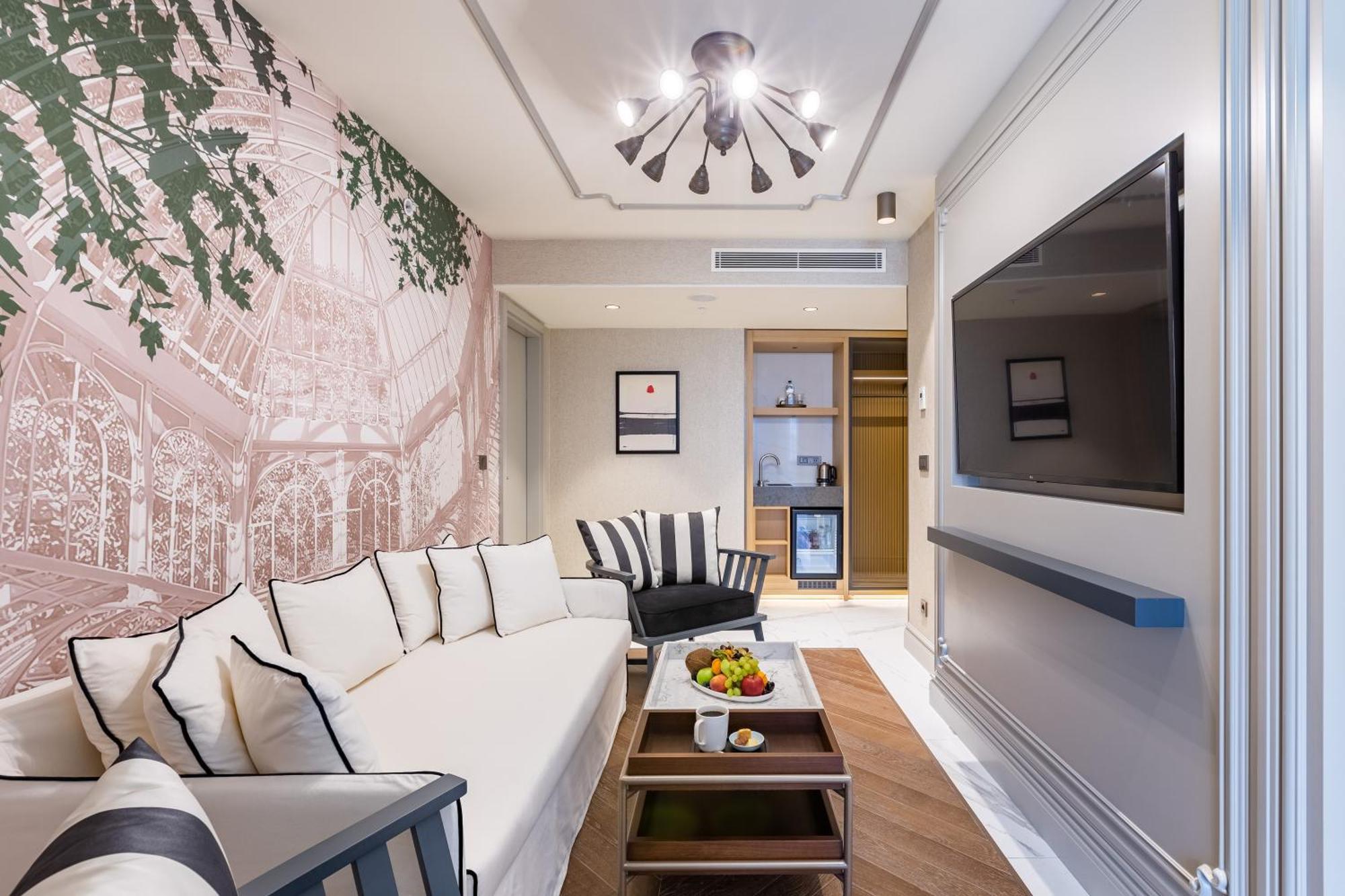 Stayso The House Hotel Истанбул Екстериор снимка A suite at the hotel