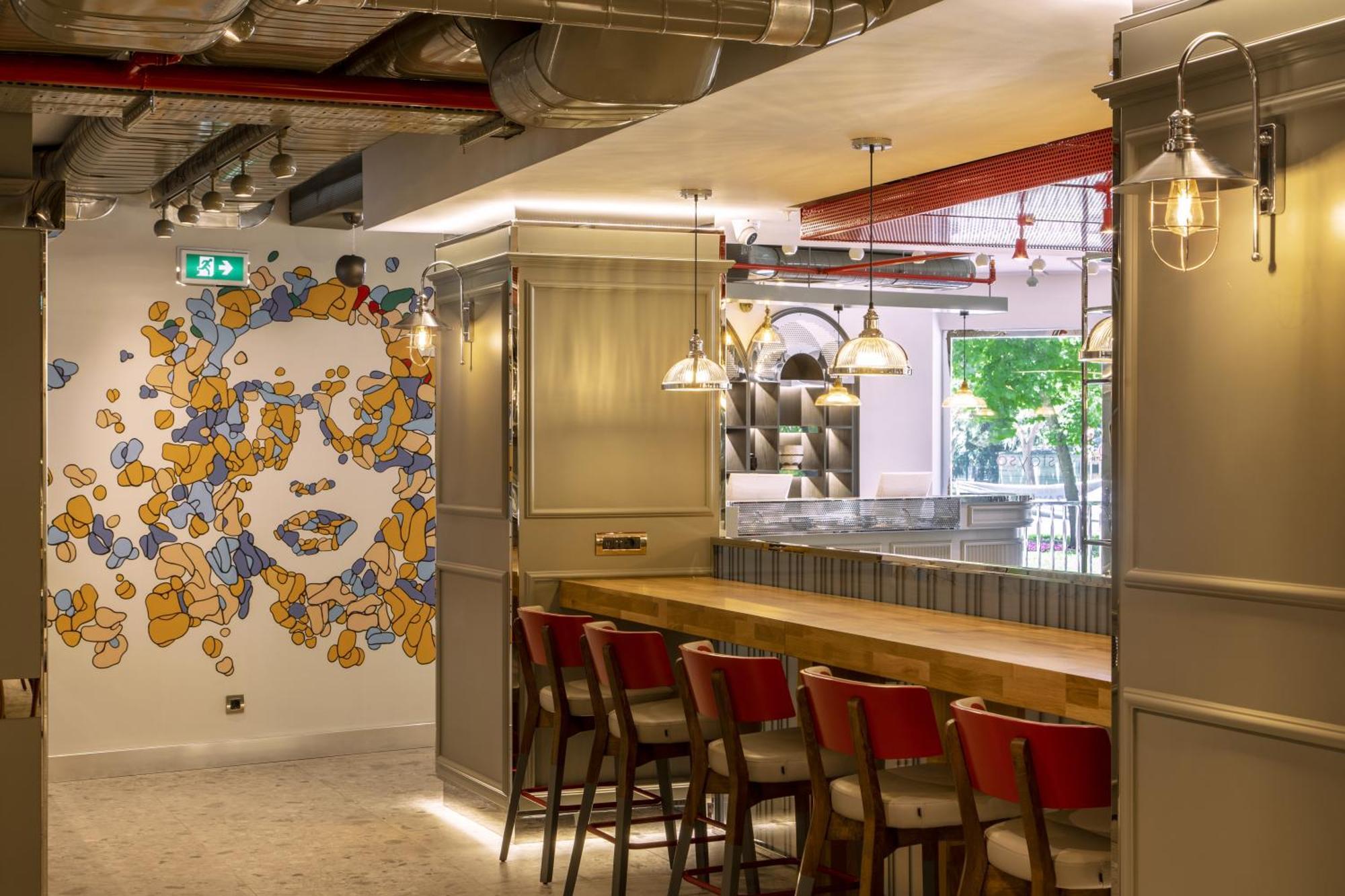 Stayso The House Hotel Истанбул Екстериор снимка The interior of a Starbucks Reserve store in London