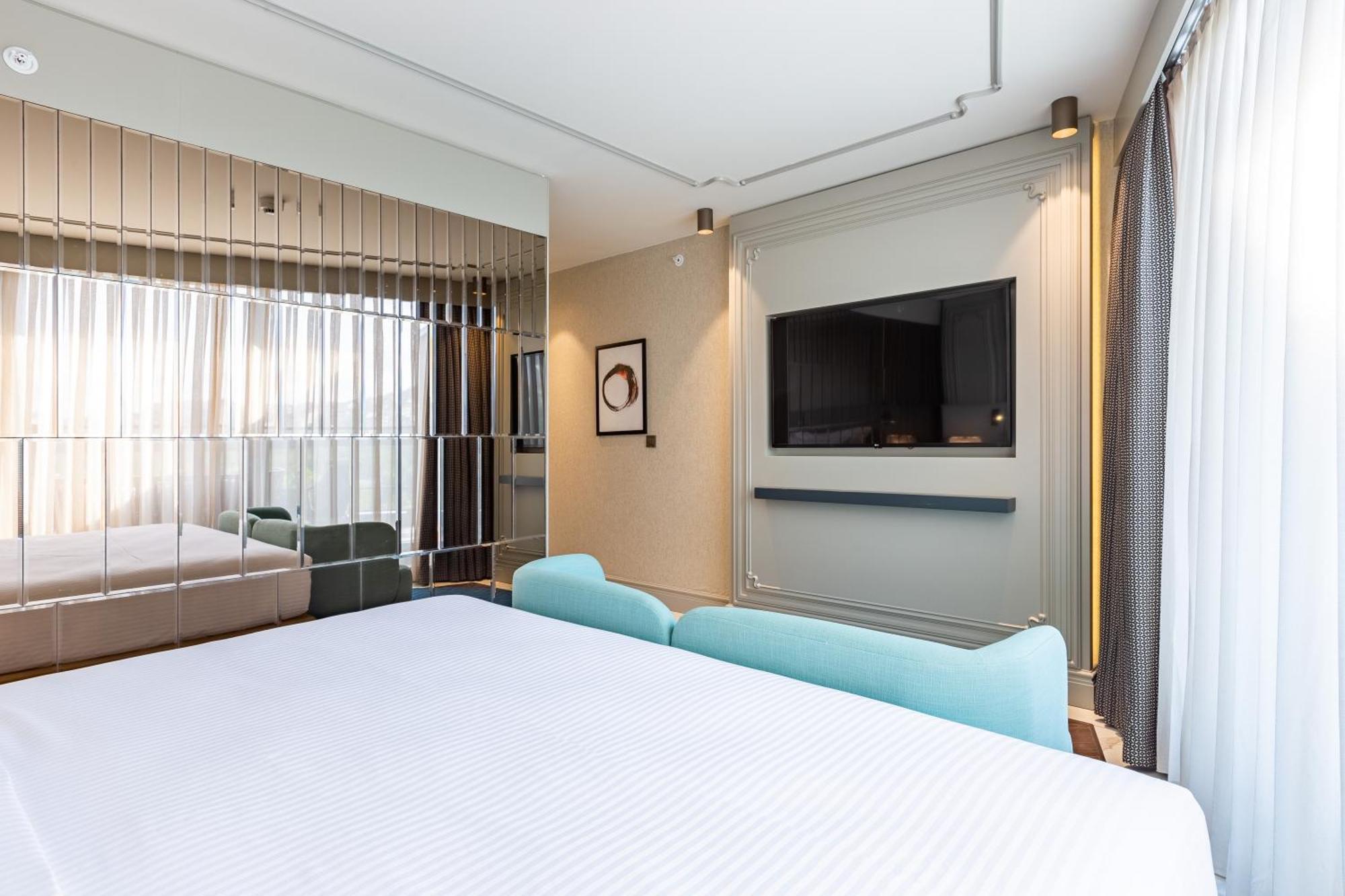 Stayso The House Hotel Истанбул Стая снимка A bedroom at the hotel
