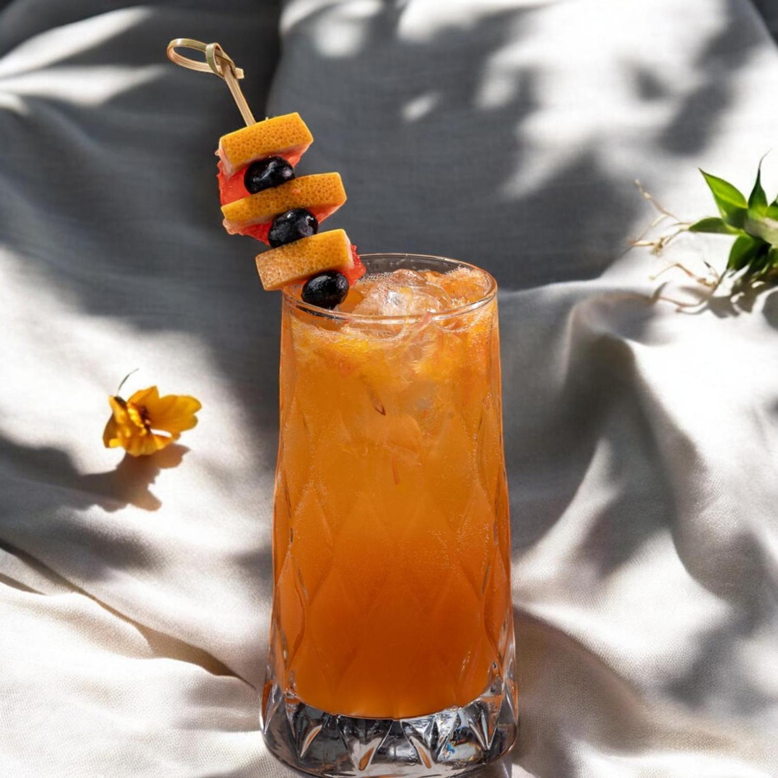 Stayso The House Hotel Истанбул Екстериор снимка A screwdriver cocktail